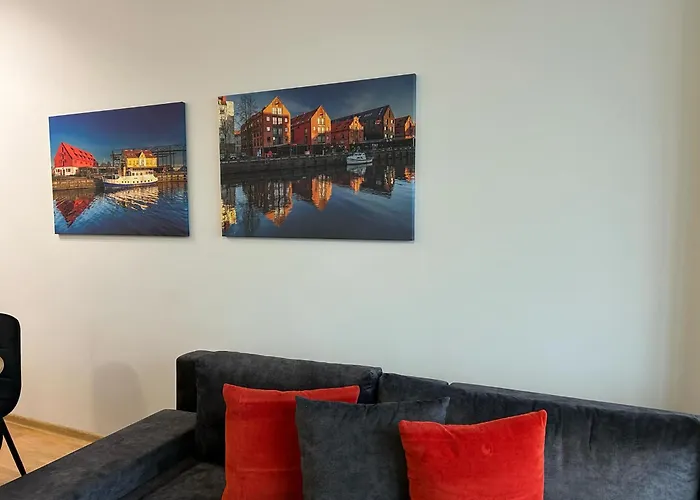 21 Fl An Apartment With A Sea View